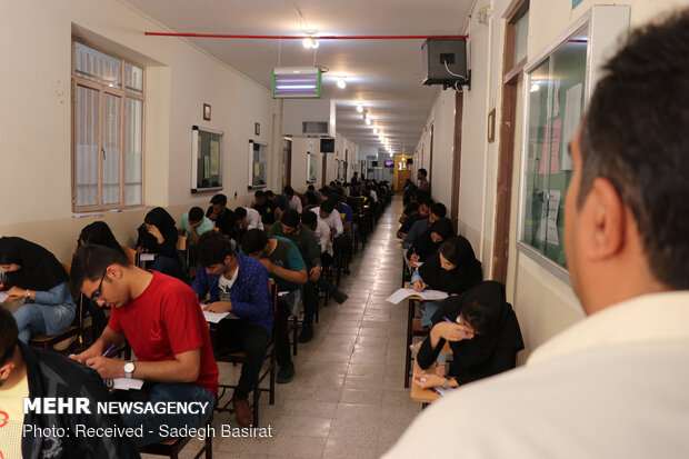 غیبت احتمالی دانشجویان در امتحانات «موجه تلقی» می شود غیبت احتمالی دانشجویان در امتحانات «موجه تلقی» می شود