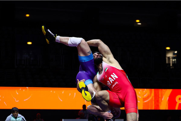 کشتی رنکینگ اتحادیه جهانی؛ عظیمی طلایی شد کشتی رنکینگ اتحادیه جهانی؛ عظیمی طلایی شد